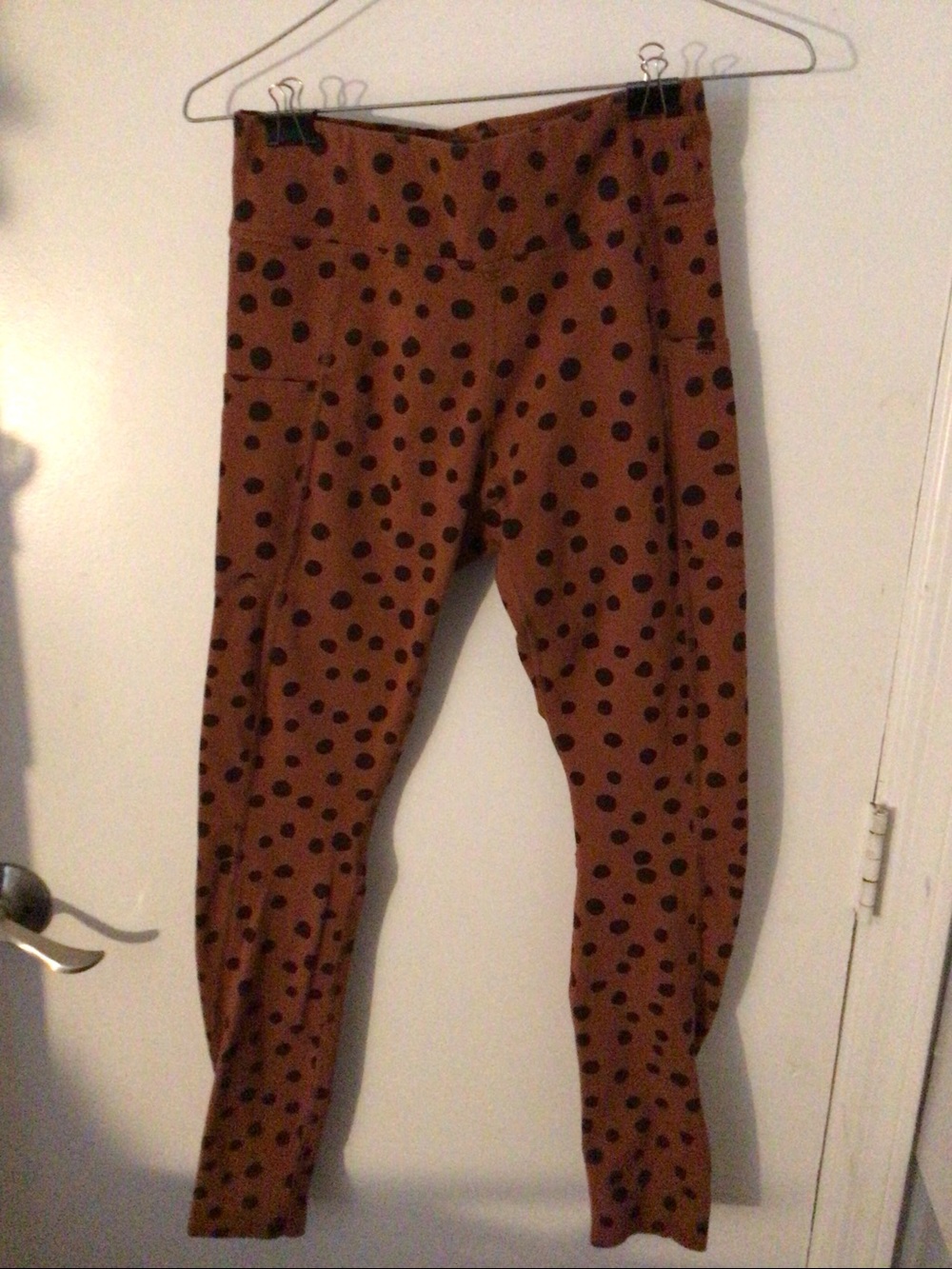 Pact Organic Cotton On the Go-To Pocket Leggings Small Gingerbread Cheetah